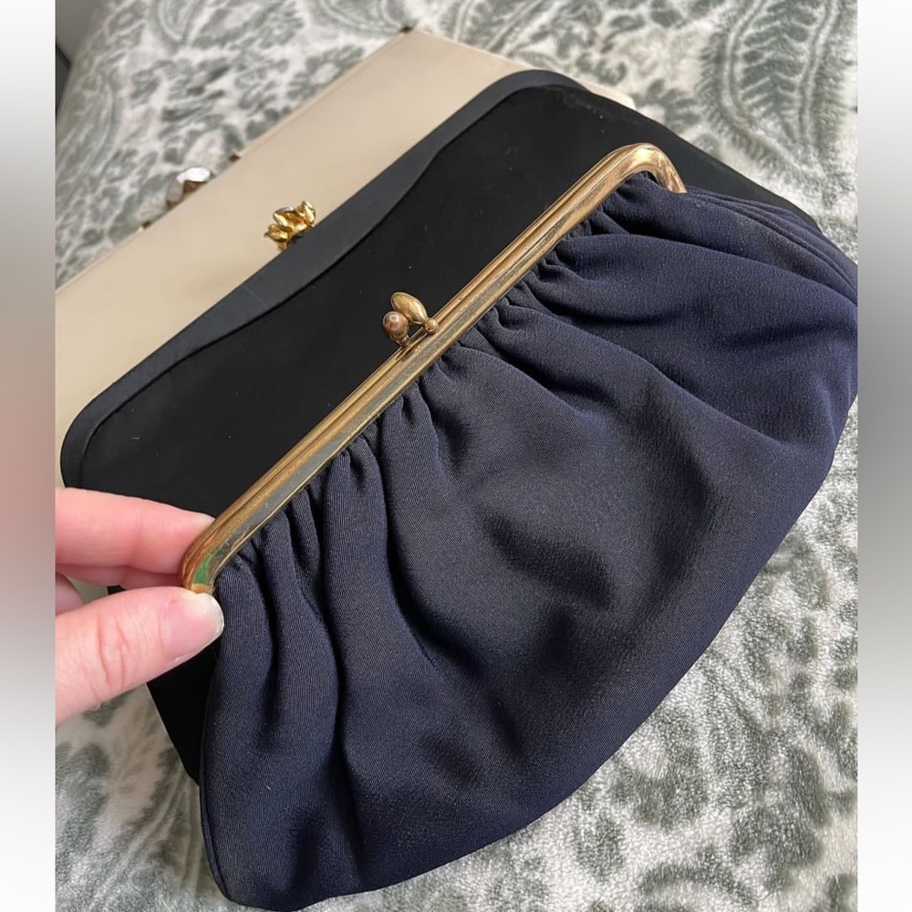 Clutch purses